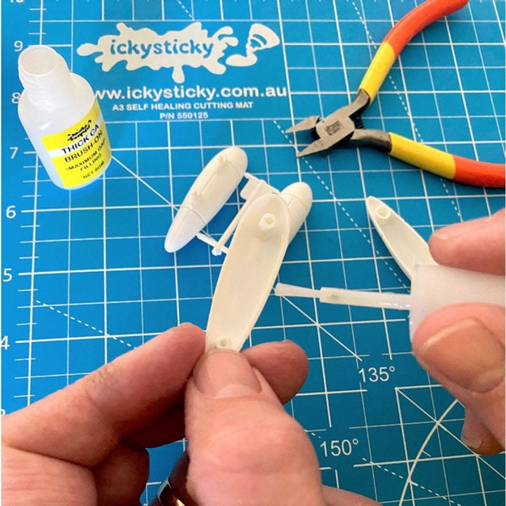 THICK CA 8GM BRUSH ON