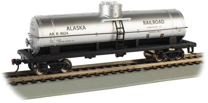 BACHMANN ALASKA RR #9024 40FT SINGLE-DOME TANK CAR. HO SCALE