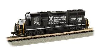 BACHMANN NORFOLK STHN. OPERATION LIFESAVER, GP40 LOCO W/HEADLIGHT. N SCALE