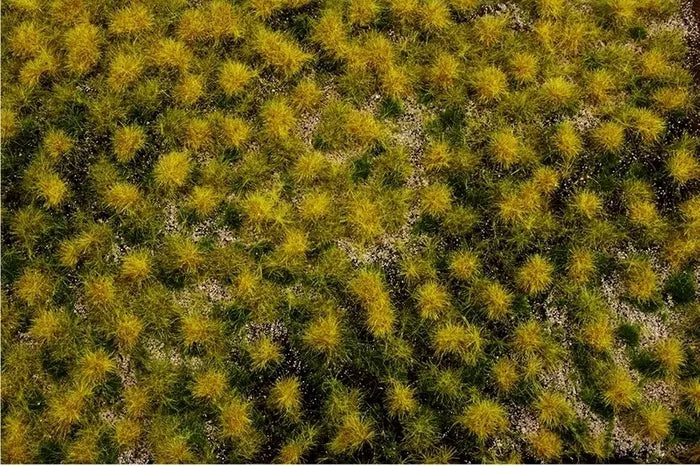 BACHMANN DRY GRASS TUFTED GRASS MAT 1X11.5"X7.5" SHEET