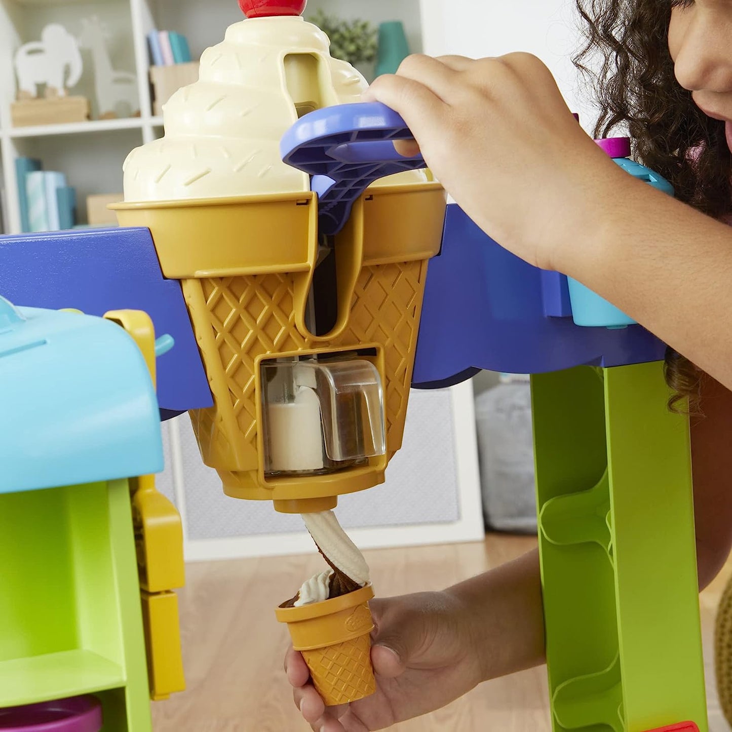 Play-doh PD ULTIMATE ICE CREAM TRUCK PLAYSET