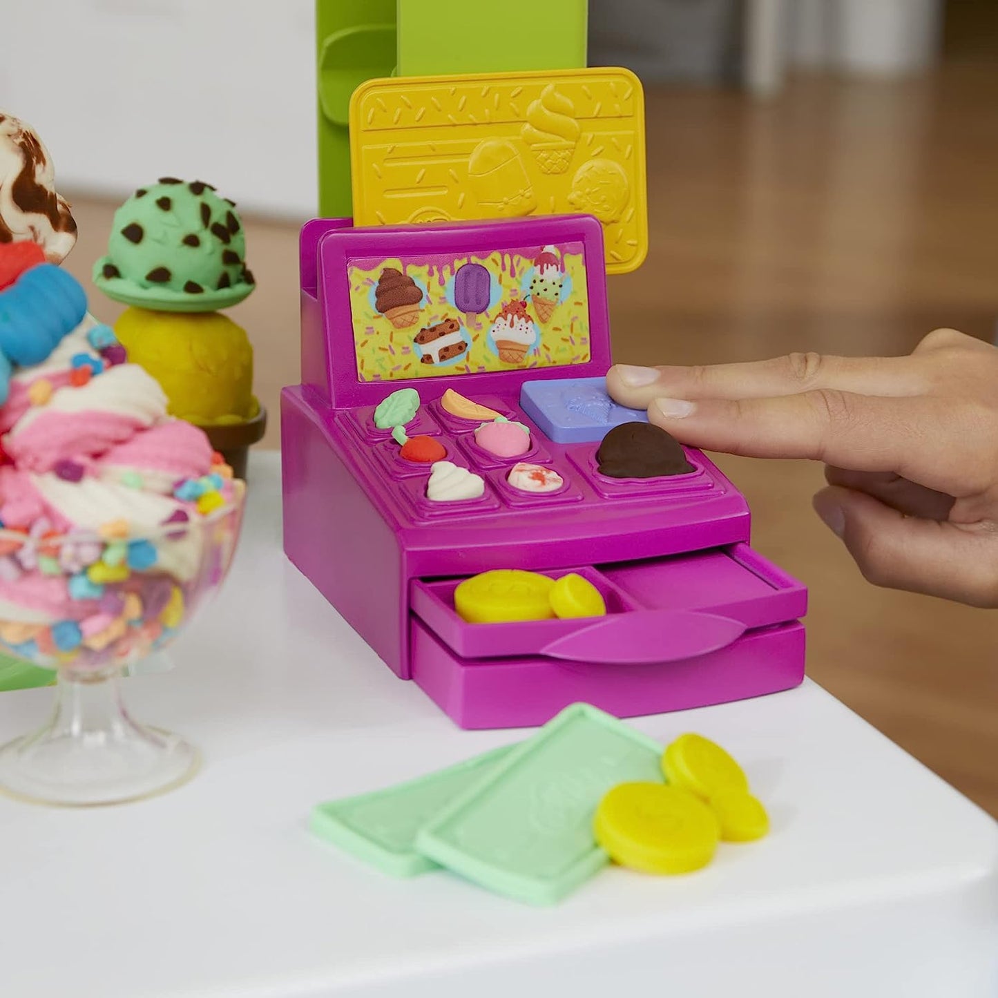 Play-doh PD ULTIMATE ICE CREAM TRUCK PLAYSET