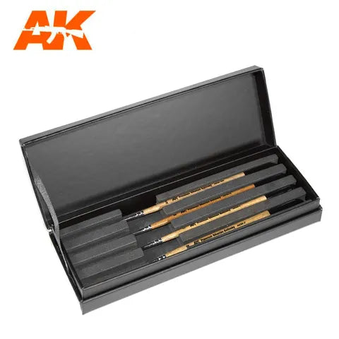 AK Interactive Brush Siberian Kolinsky Brushes Deluxe Case