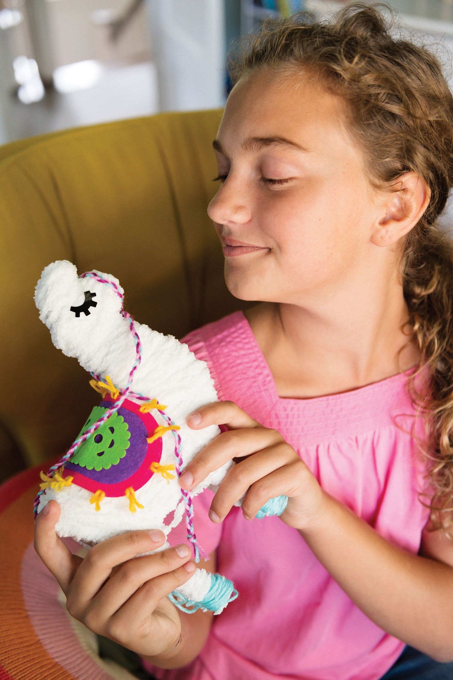 4M - KIDZMAKER - MAKE YOUR OWN LLAMA DOLL