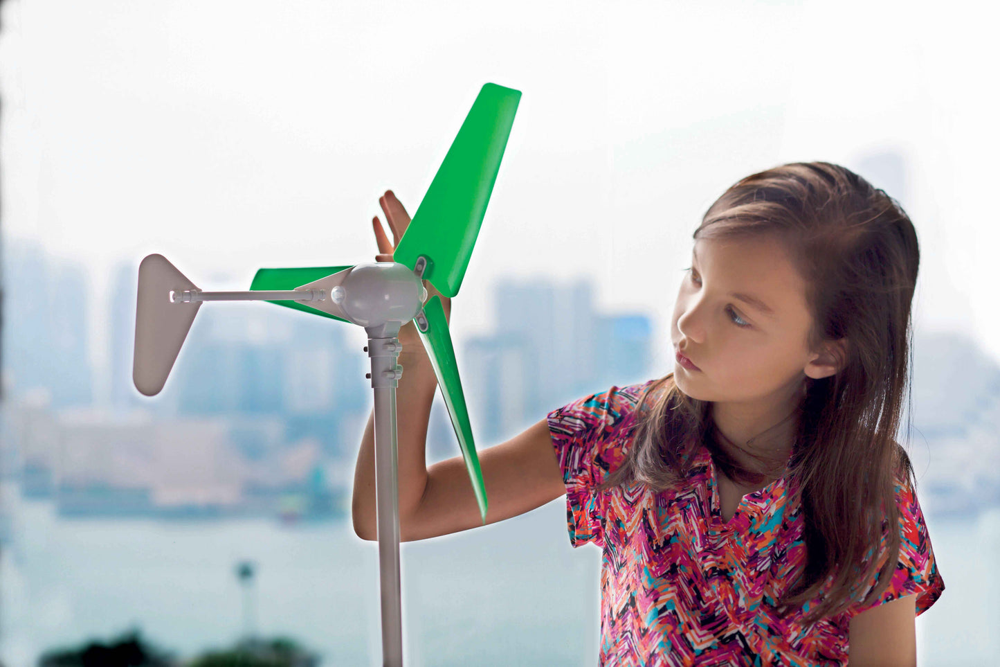 4M - GREEN SCIENCE - WIND TURBINE