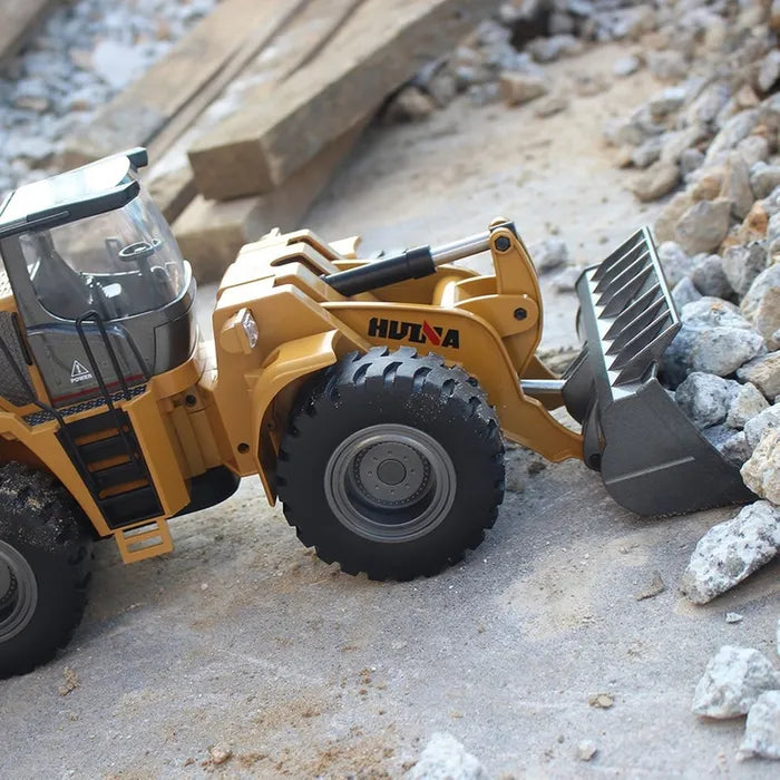 HUINA 1:14 2.4G 10CH RC FRONT END LOADER