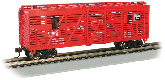 BACHMANN CB&Q #52015 40FT ANIMATED STOCKCAR WITH CATTLE. HO SCALE