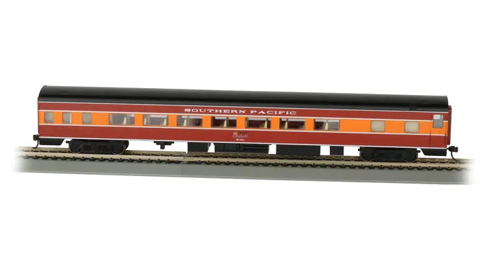 BACHMANN SOUTHERN PACIFIC DAYLIGHT #2463SM. SIDE COACH, LIT INT. HO SCALE