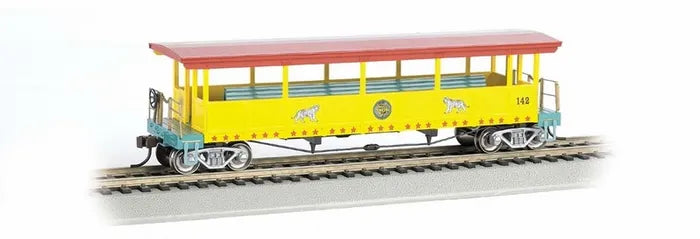 BACHMANN RINGLING BROS & BARNUM & BAILEY OPEN EXCURSION CAR W/SEATS. HO SCALE