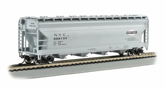 BACHMANN NY CENTRAL #892133 GREY 56FT CENTRE FLOW CVRD. HOPPER. HO SCALE