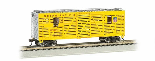 BACHMANN U/PACIFIC RR #43013 40FT ANIMATED STOCK CAR WITH HORSES. HO SCALE