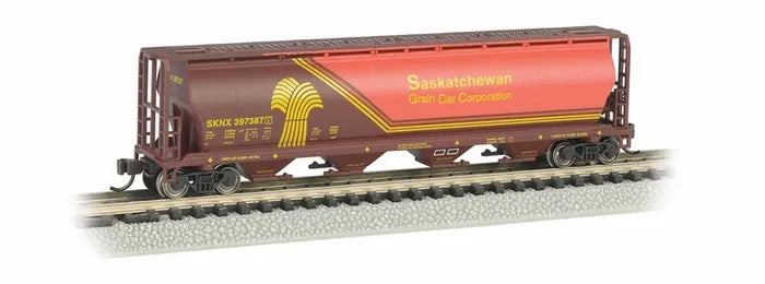 BACHMANN SASKATCHEWAN WHEAT HERALD 4-BAYCYL. GRAIN HOPPER. N SCALE