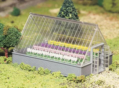 BACHMANN GREENHOUSE W/FLOWERS, O SCALE