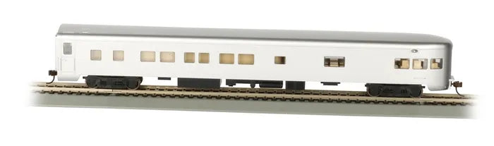 BACHMANN UNLETTERED ALUMINIUM SMOOTH SIDED OBSERVATION CAR, LIT INT. HO SCALE