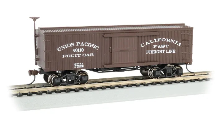 BACHMANN UNION PACIFIC #40110 FRUIT CAROLD TIME BOXCAR, HO SCALE