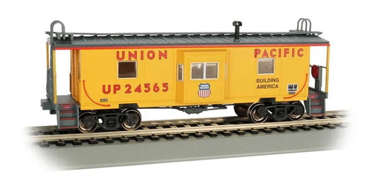 BACHMANN UNION PACIFIC #24565 BAY WINDOWW/ROOF WALK CABOOSE, HO SCALE