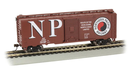 BACHMANN NORTHERN PACIFIC #43099 40FT BOXCAR. HO SCALE