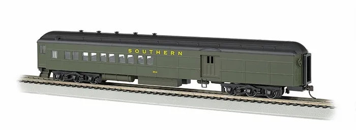 BACHMANN SOUTHERN NO 654, 72FT HEAVYWEIGHT COMBINE W/2-WINDOW DOOR, HO SCALE