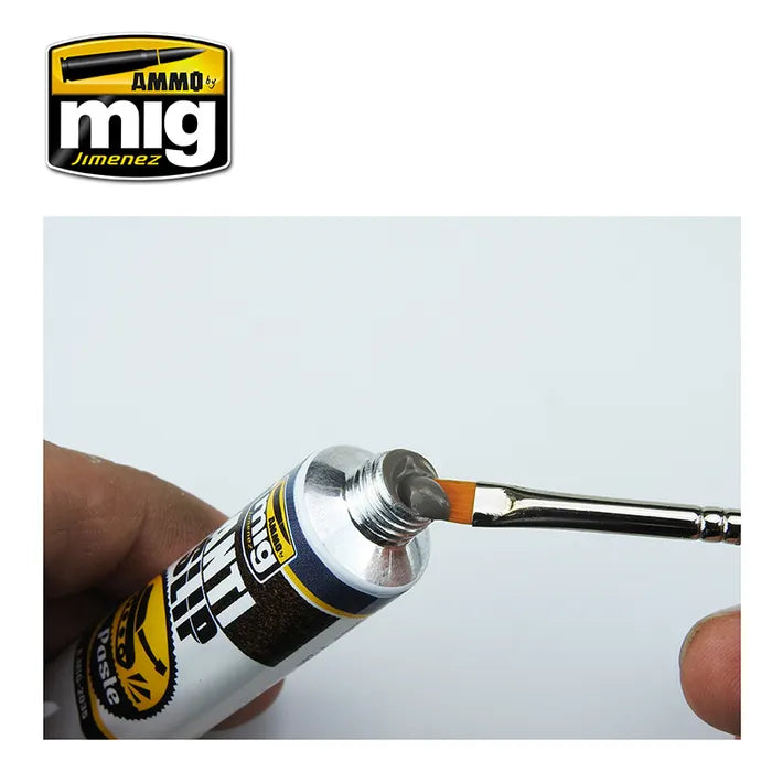 Ammo Paint, Anti-Slip Paste - Brown Colour For 1/35